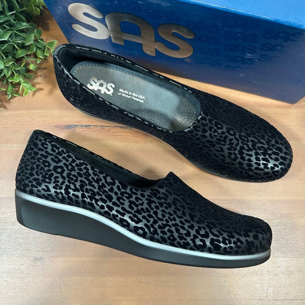 SAS Bliss Women's Slip On Wedge Black Leopard Size 11 Narrow